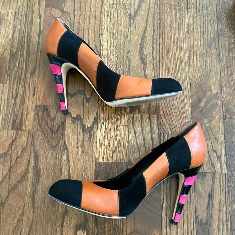 Karen Millen Striped Heels
